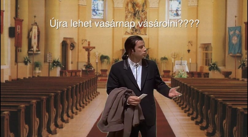 Travolta az üres templomban lődörög: épp a boltzár eltörlése maradna mém nélkül?