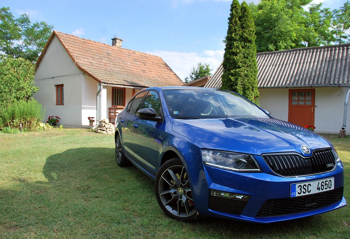 Kell ennél több? – Skoda Octavia RS teszt
