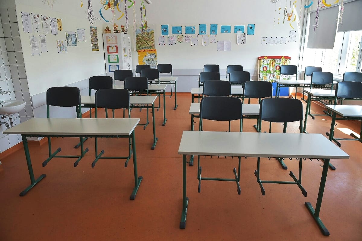 Hamisításra utasított, majd Varga Mihályt is feljelentette a lemondatott iskolaigazgató