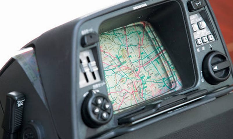 Meglepő, de az első autós navigációk még nem látták a műholdakat