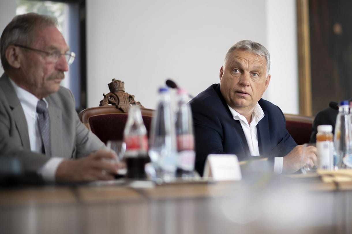 Ha Orbán engedni akarna a pedagógusoknak, akkor nem Pintérre bízta volna a piszkos munkát