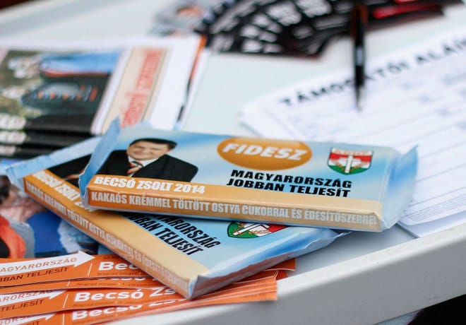 Nápolyival édesgeti magához a szavazókat a Nógrád megyei Fidesz