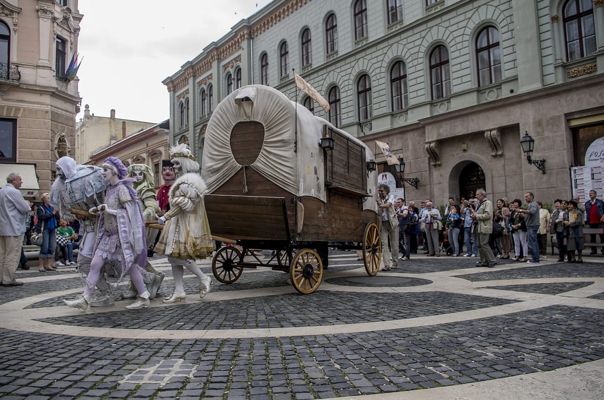 Kuplerájba vitt minket Vidnyánszky