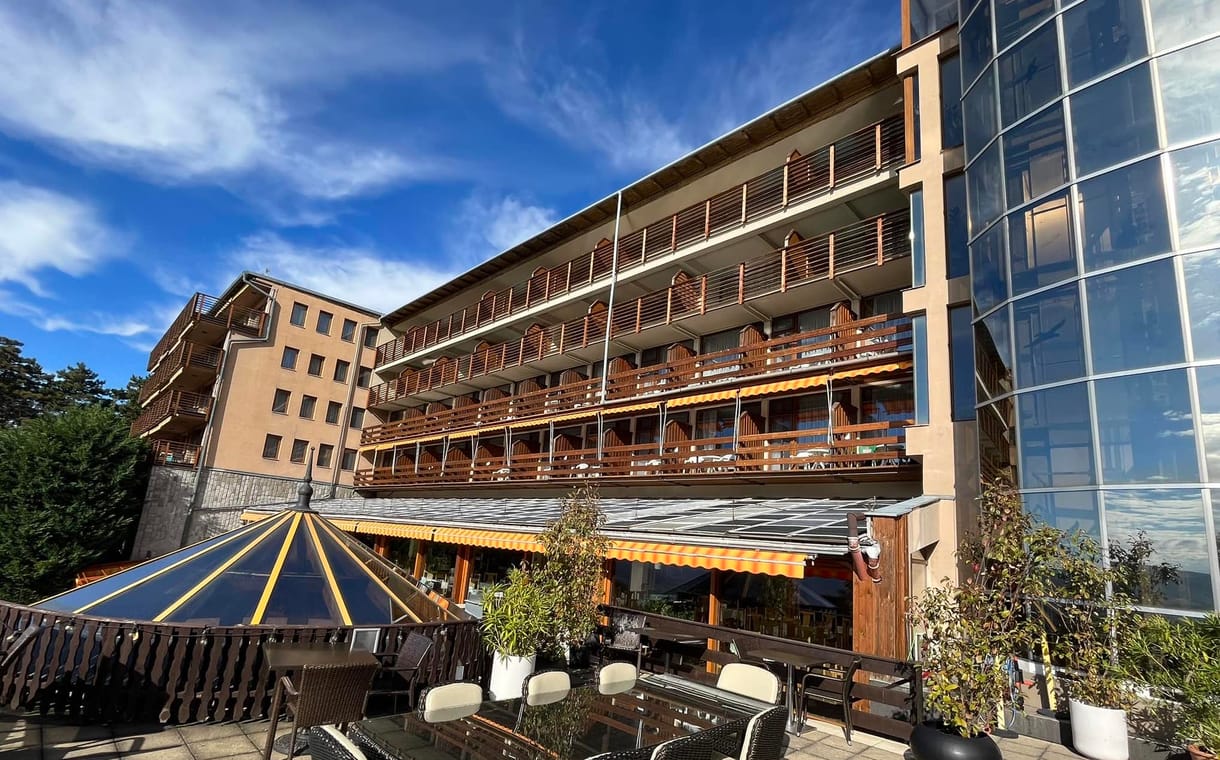 A kigyulladt Silvanus Hotel a Dunakanyar egyik sikertörténete volt
