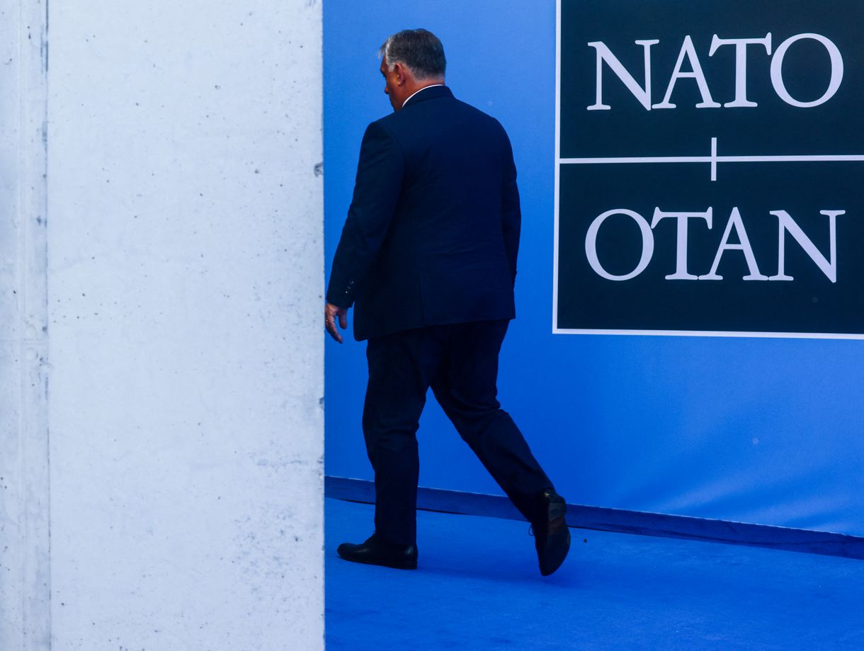 Kósa Lajos és a szovjet kombájnok, avagy lehet-e idehaza politikai párbeszédet folytatni a biztonságpolitikáról?