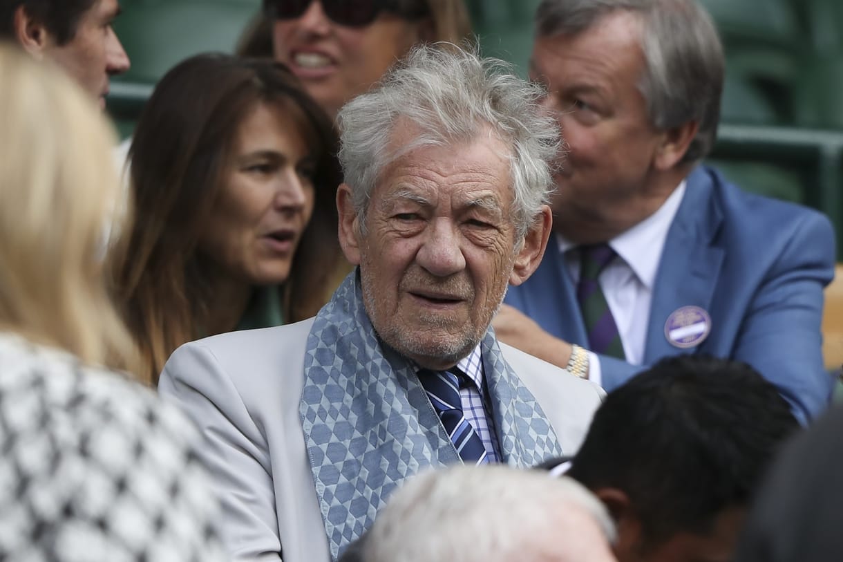 Ian McKellen a Meseország mindenkiéről: „Bárcsak olvashattam volna ezt a könyvet gyerekként”