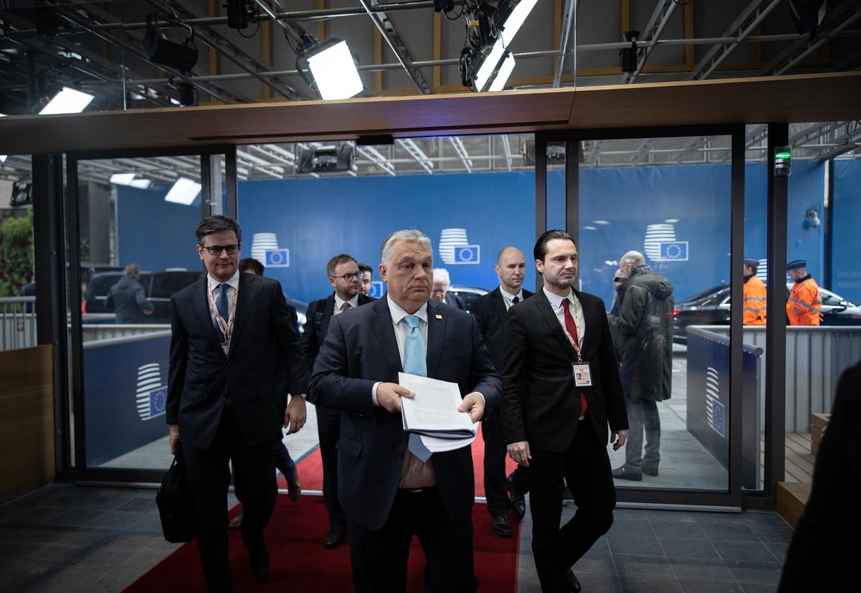 Spiegel-helyzetjelentés: Orbán Putyin játékát űzi