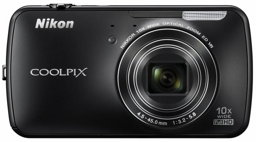 Itt a Nikon első androidos fényképezője