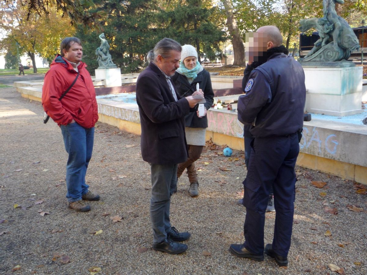 Krétával rajzolókra csaptak le a közterületesek