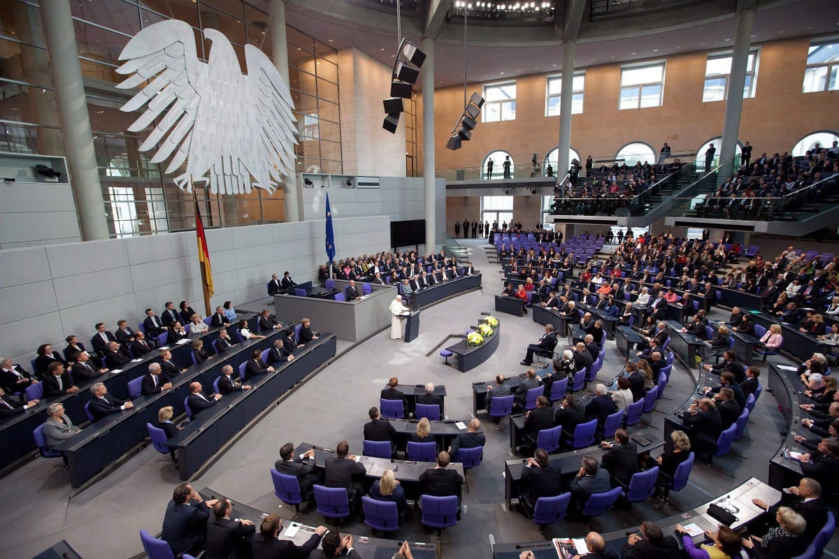 Csalódtak a pápában a berliniek?
