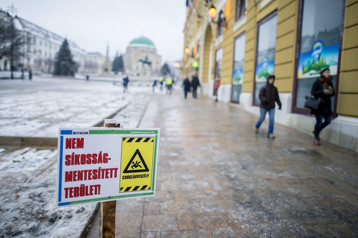 Ónos eső miatt adtak ki figyelmeztetést az ország nagy részére - térkép