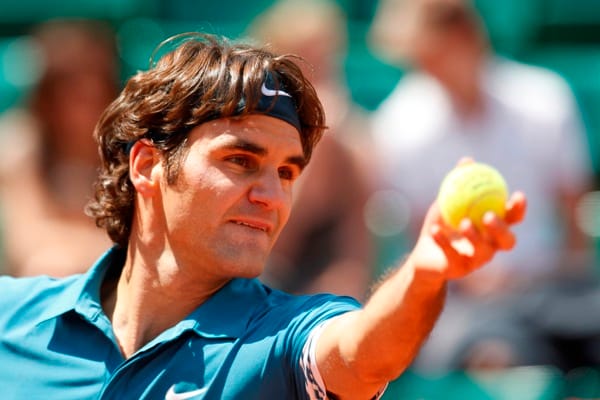Federer, Nadal és Serena Williams is simán továbbjutott