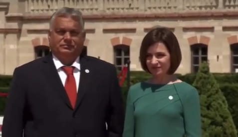 Orbán Viktor felsült a moldovai elnöknél