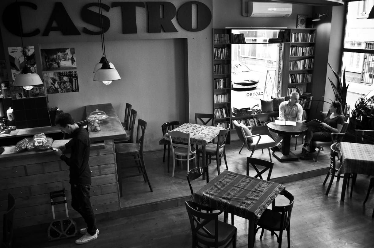 Bezár és átalakul a Castro Bistro