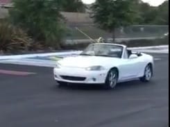 Egy trombitától lesz igazán jó hangja a Mazda MX-5-nek – videó