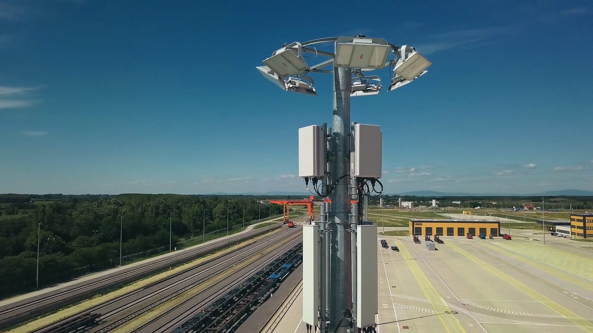 A konteósok rémálma, mindenki más örülhet neki: mi történik, ha összeengedik az 5G-t és az MI-t?
