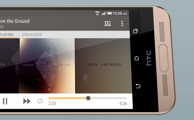 Szokatlanul nagy képélességű telefont mutatott be a HTC