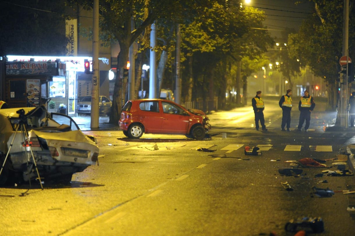 Vétlen járókelő halt meg a Hungária körúton - fotók a balesetről
