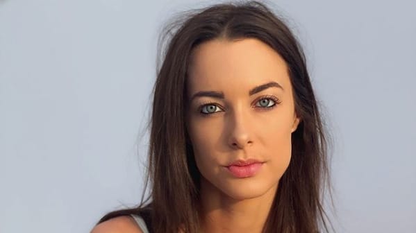 Elektromos rollerrel utazott, meghalt egy brit YouTube-sztár