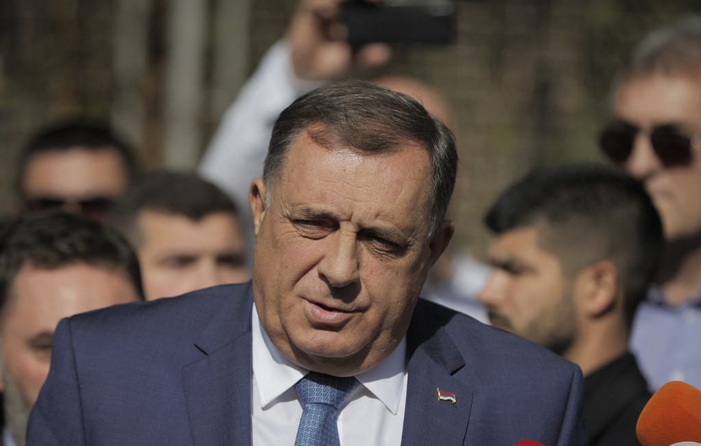Megpróbálták letartóztatni Milorad Dodikot, de a boszniai szerb rendőrség nem engedte