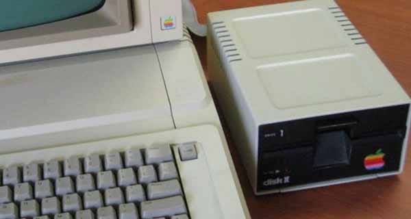 Az összes Apple dizájn - 30 másodpercben (videó)