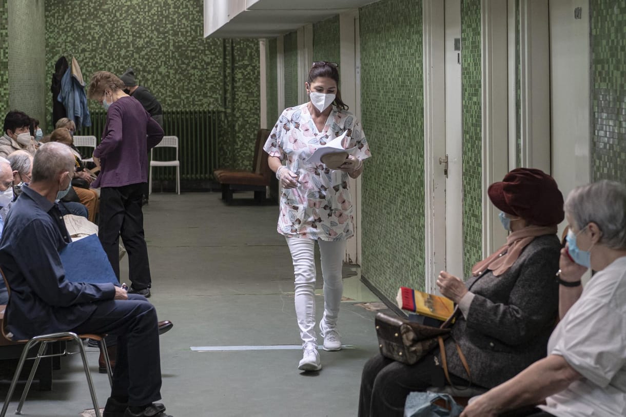 A belügy mobilappot fejleszt, amin keresztül időpontot lehet majd foglalni a szakrendelőkbe