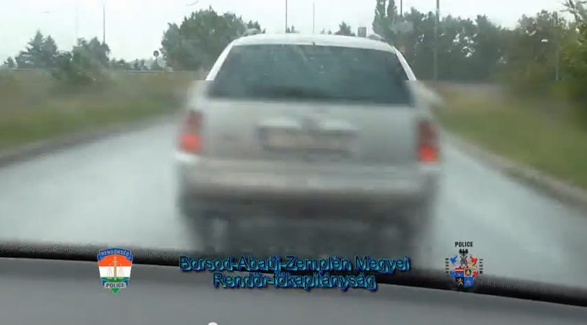 Autós üldözést vettek fel Miskolcon – videó