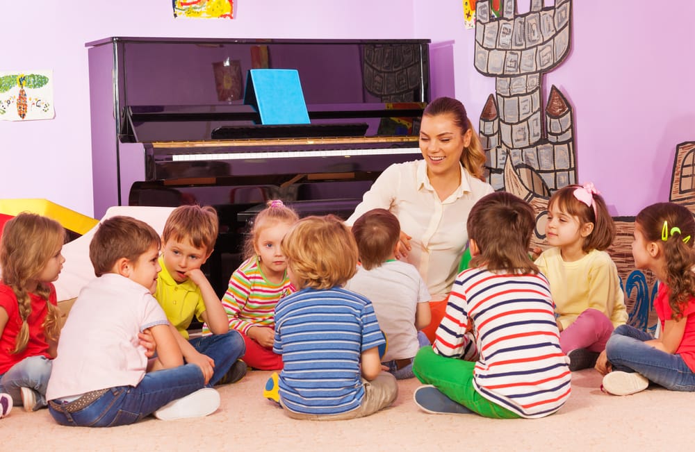 Csak a felnőttek hiszik, hogy a gyerekeknek lehet hazudni