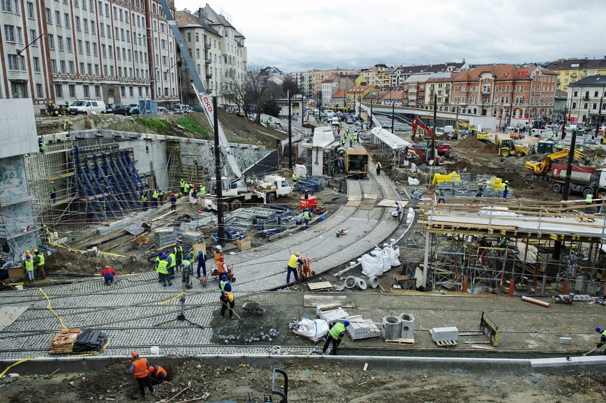 Megint változik valami a Széll Kálmán tér körül