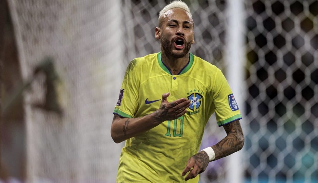 Neymarra is fáj a szaúdiak foga, vaskos összeget csengethetnek ki érte a PSG-nek