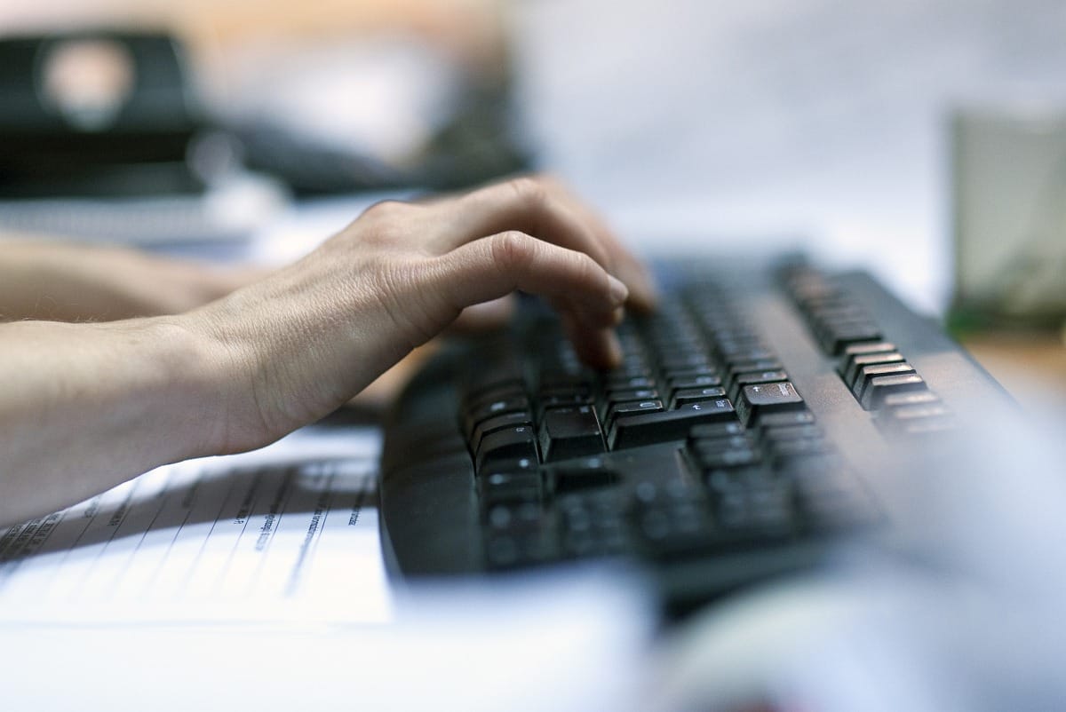 Hogyan spórolhat milliókat vállalkozásának, ha külföldi bankokon keresztül intézi átutalásait?