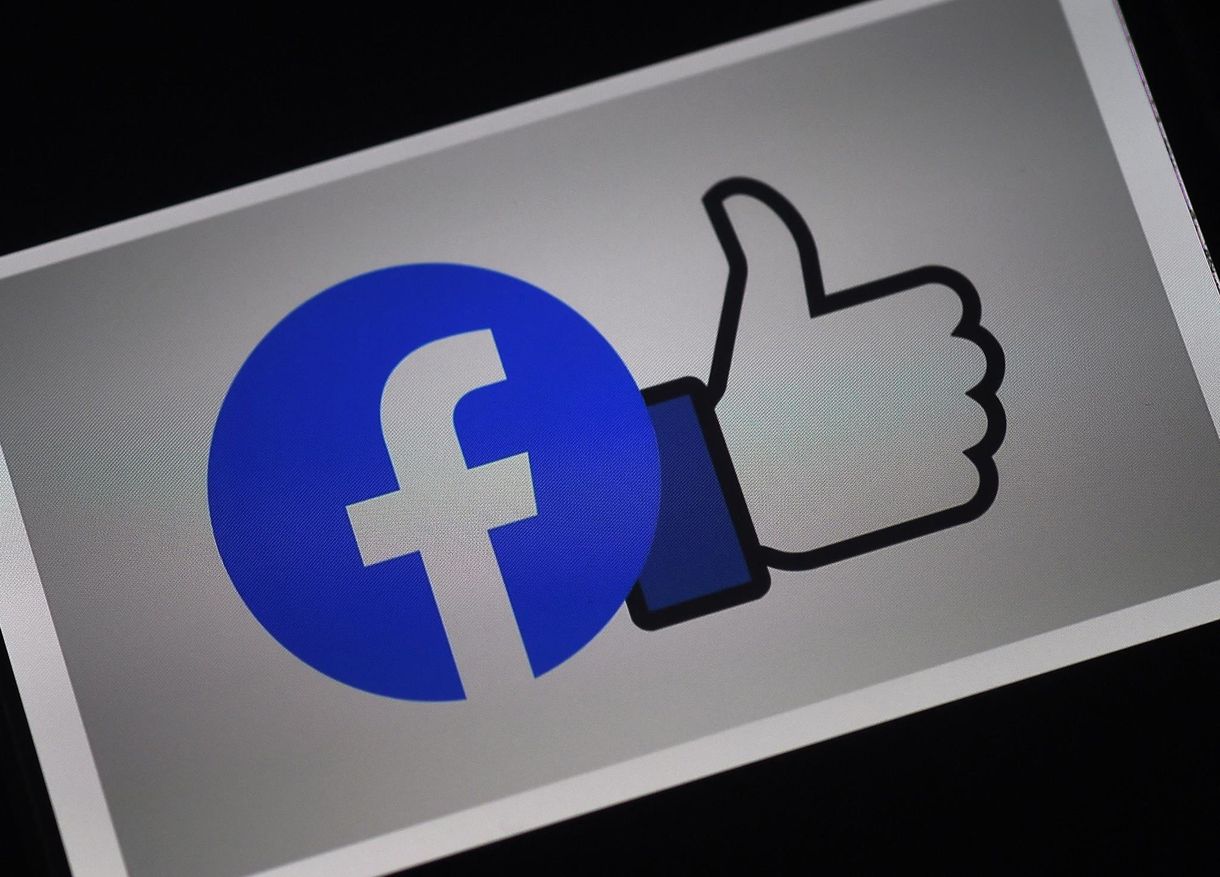 Ezért panaszkodhat Karácsony meg Fekete-Győr: Magyarországon is tesztelheti a Facebook a politikacsökkentést [frissítve]