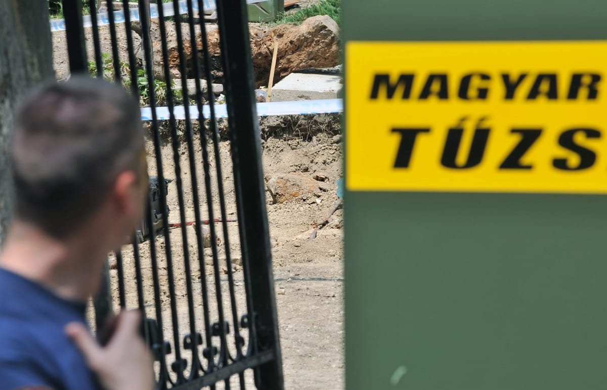 Német aknavető gránát került elő egy beomlott pince alól