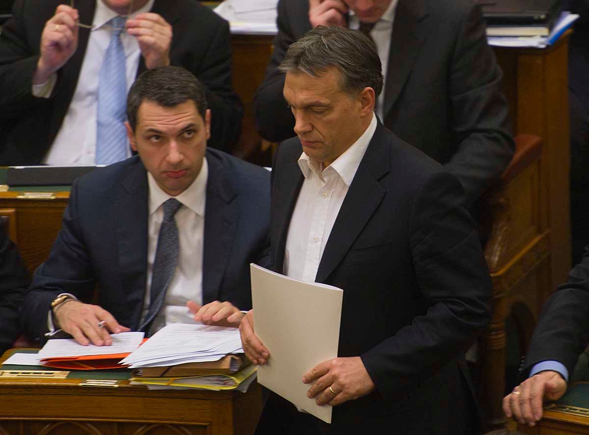 Megszüntette a parlament a magán-nyugdíjpénztári járulékot