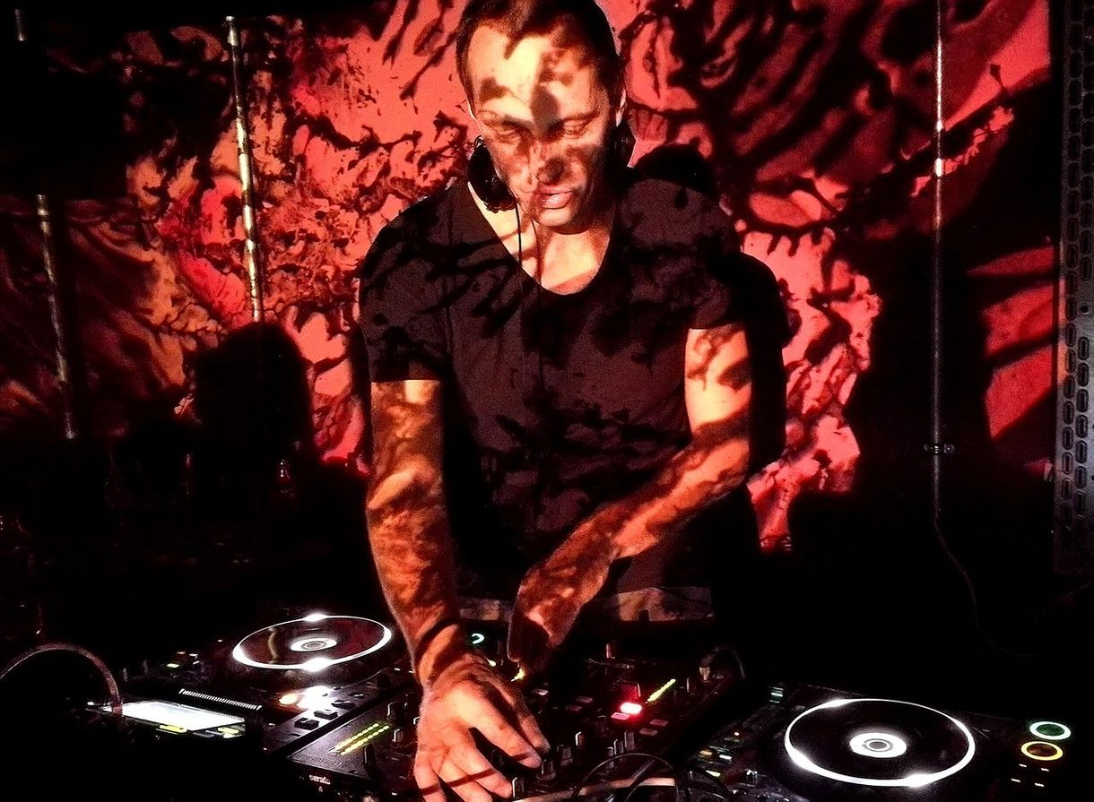 DJ Infragandhi a Fülkében: 