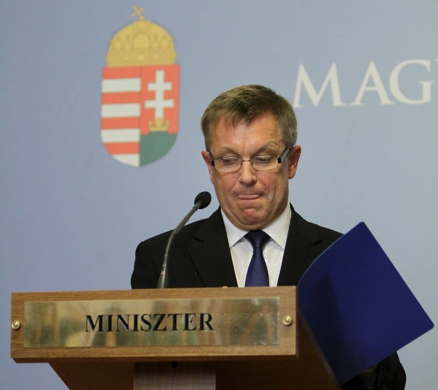 A hét, amikor Matolcsy angolul villogott