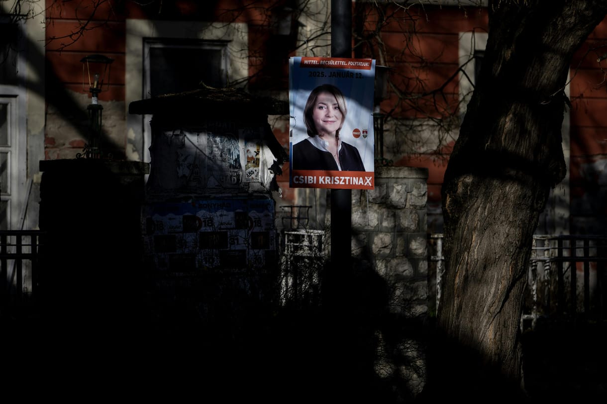 Fidesz-eséllyel, Tisza Párt nélkül tartanak időközi választást Tolnában