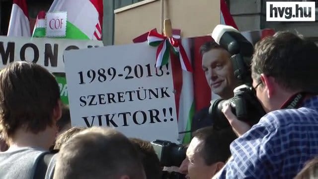Békemenetesek: félrevezetés, hogy az orosz politika mellett tüntetünk