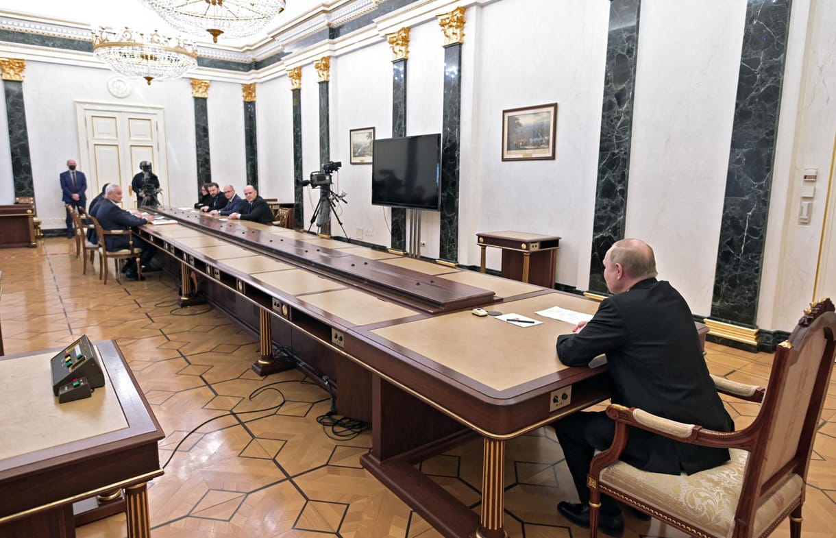Berendelték az oroszok a moszkvai amerikai nagykövetet, miután Biden „gyilkos diktátornak” nevezte Putyint