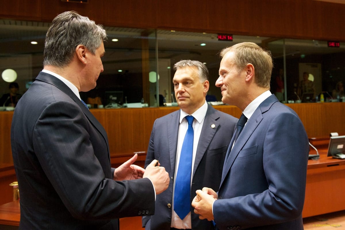 A horvát miniszterelnök továbbra is Orbánt ostorozza