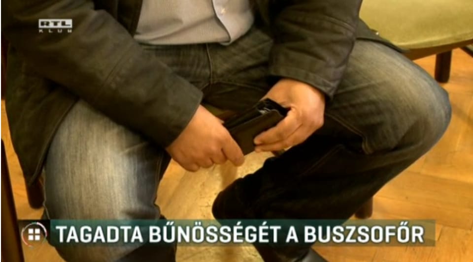 Öt évet is kaphat a mozgáskorlátozott utast árokba lökő pécsi buszsofőr