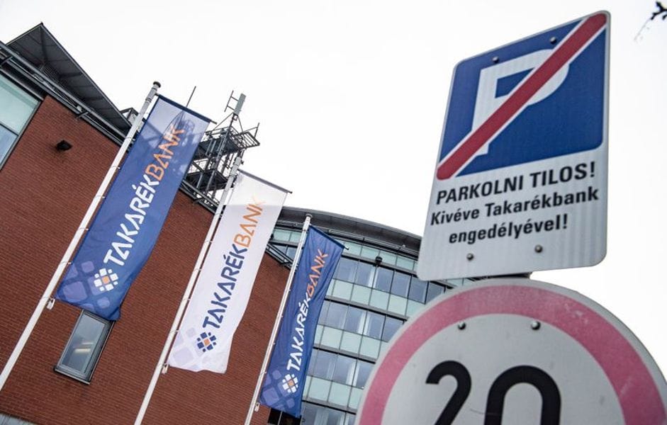 Meglopták és megbüntették, pedig tízmilliárdokat költött biztonságra a NER bankja