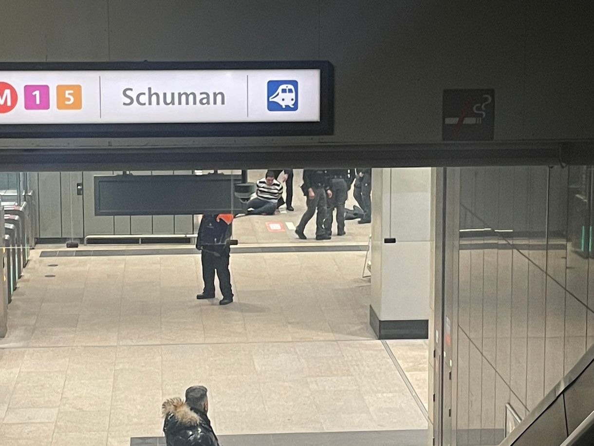 Késes támadás történt egy brüsszeli metróállomáson