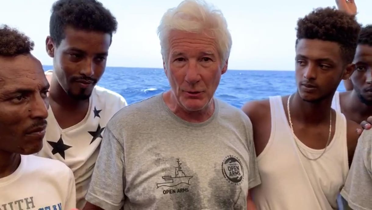 Richard Gere olaszországi nyaralásán menekülteken segített