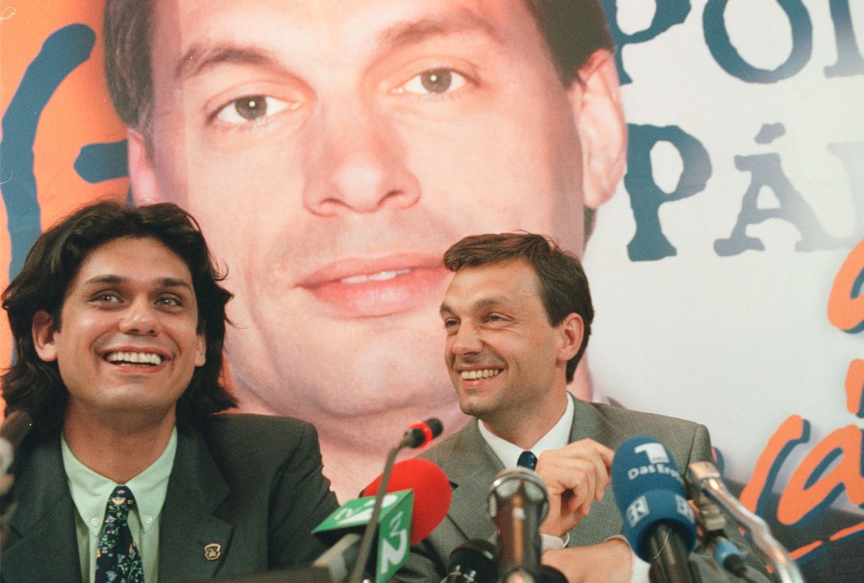 Agyakba döngölni -Tanulságos felidézni az első Orbán-kormány első évét a HVG-ből