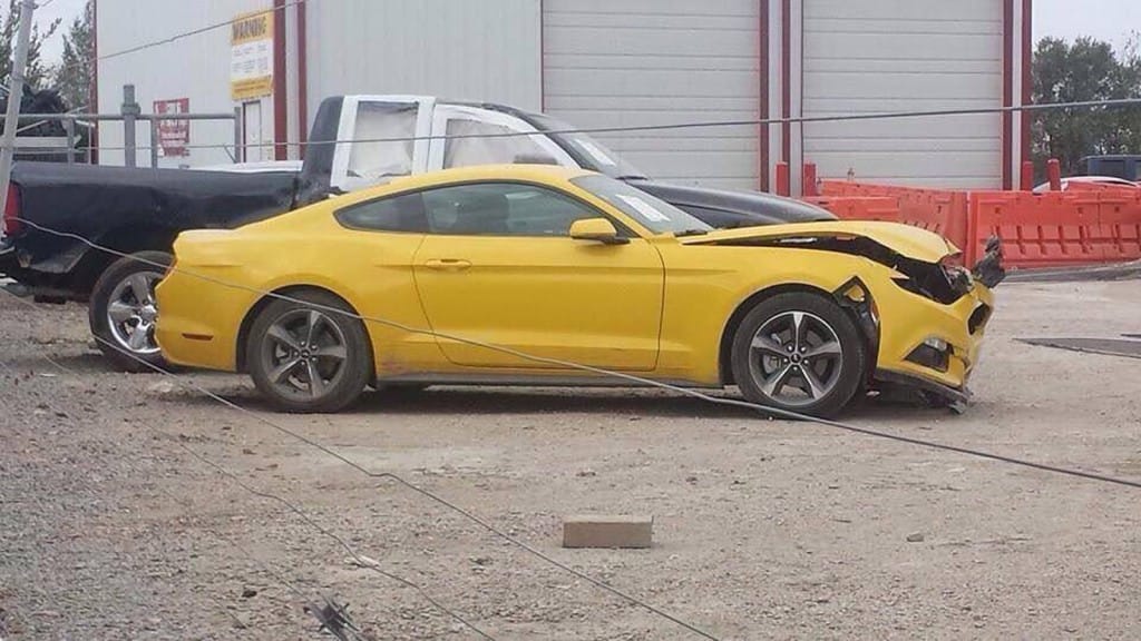 Máris megvan az első összetört új Ford Mustang – fotó