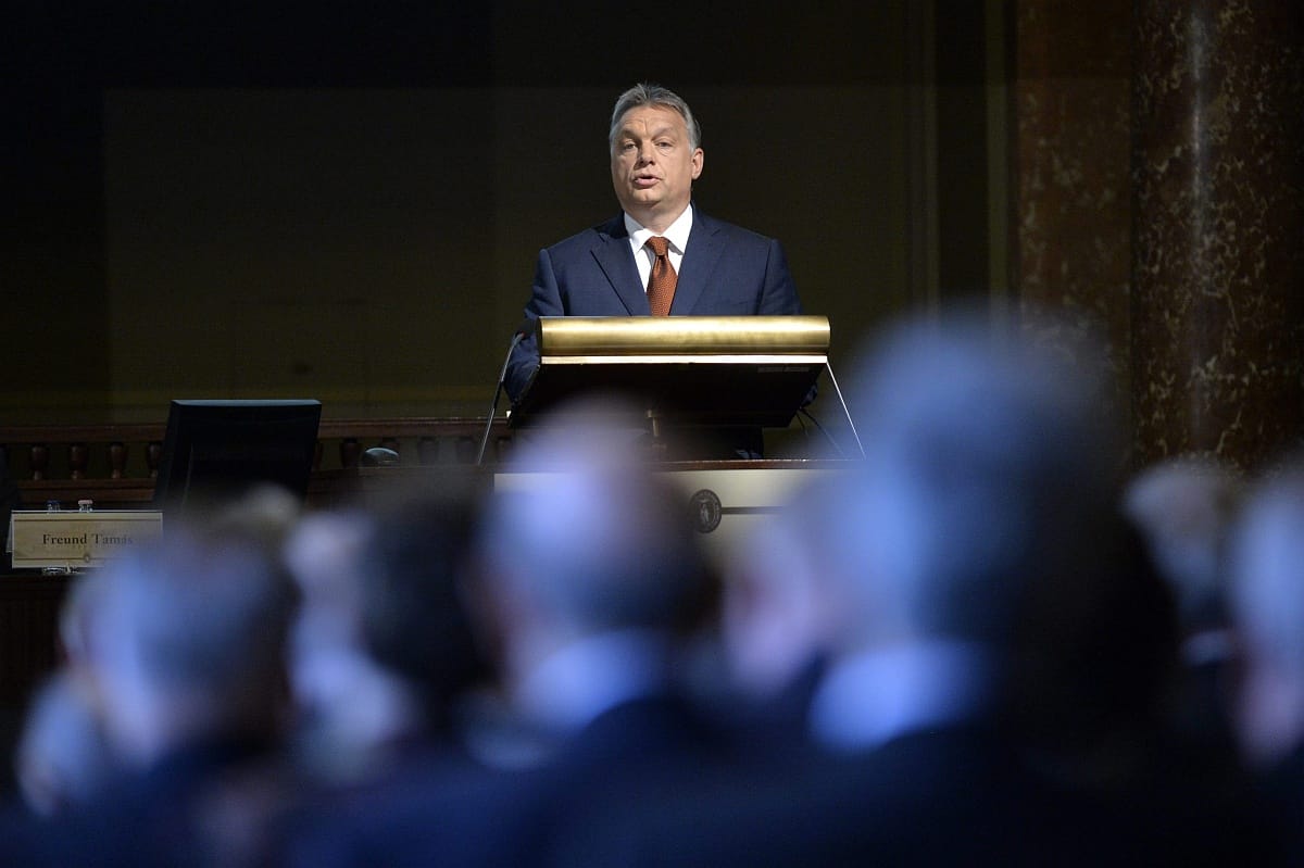 Orbánt is meglepte a lesújtó GDP-adat, válságértekezletet rögtönzött