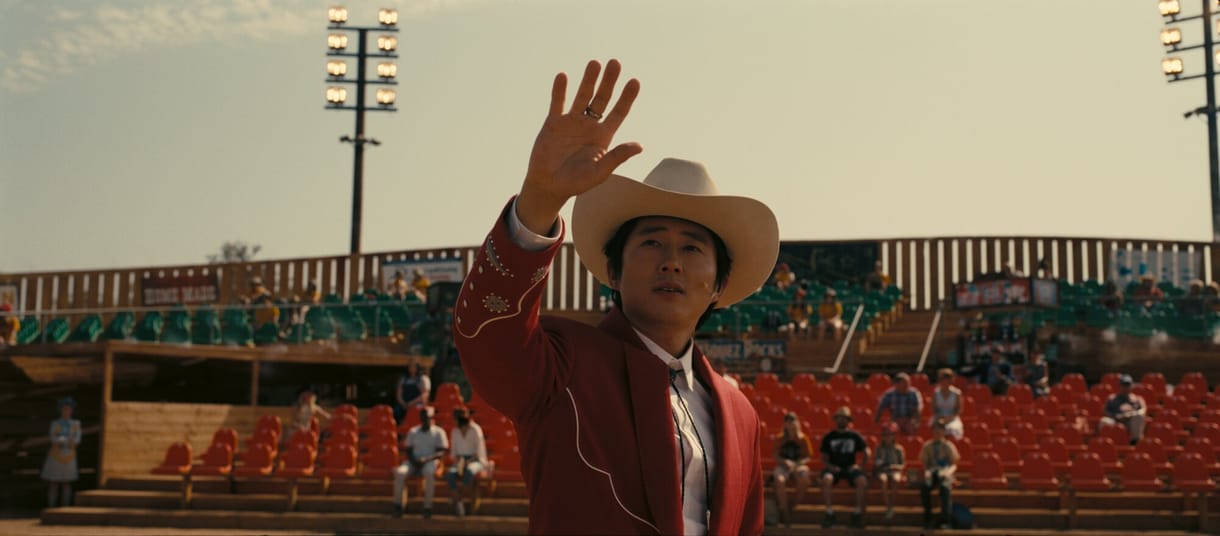 Ilyen lenne egy westernfilm, amelyben a párbajt alienek és cowboyok vívják
