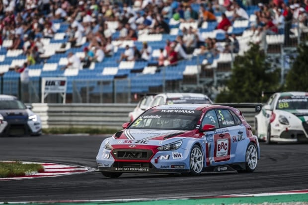 Michelisz Norbert az első Szlovákiában