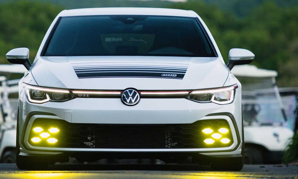 Aranyfelnis retró a javából, itt a VW GTI BBS